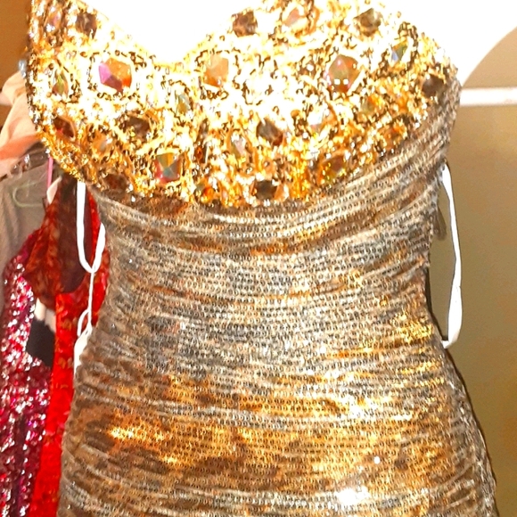 Homecoming short  dress - Picture 8 of 12